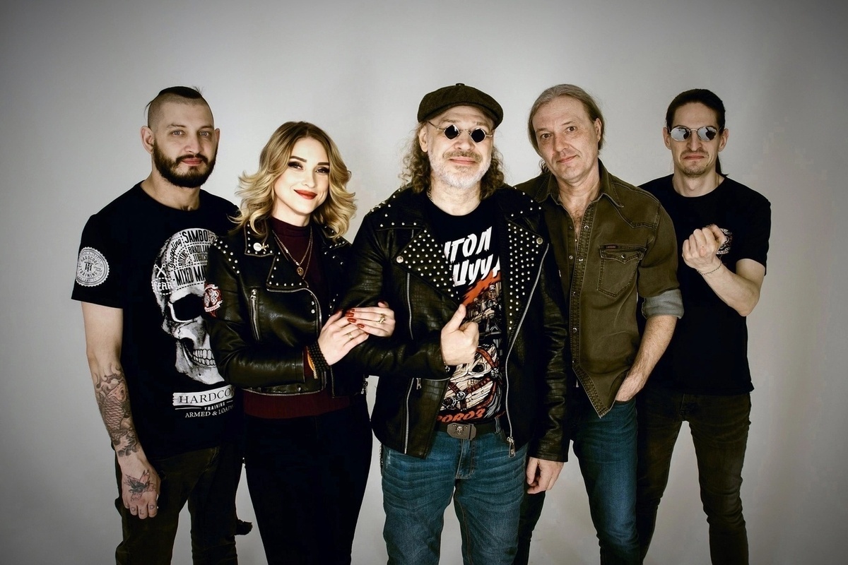 Монгол Шуудан. День рождения группы